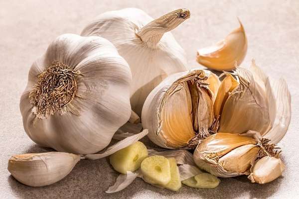Для чего чеснок суют в нос при отсутствии обоняния