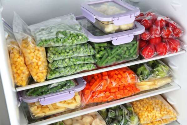 Потеря вкуса и качества: какие продукты опасно замораживать