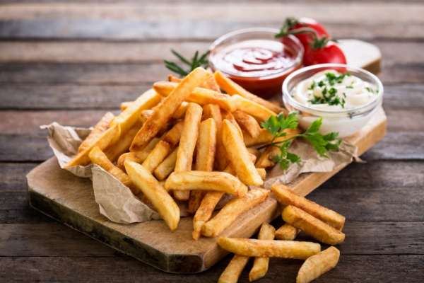 Продукты, ускоряющие старение организма человека: что нельзя употреблять, чтобы сохранить молодость