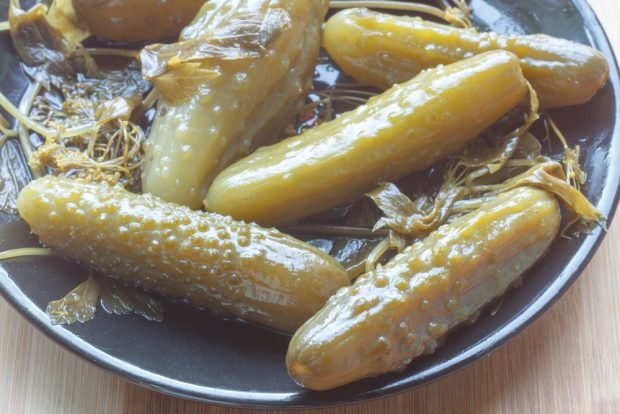 Маринованные огурцы с крыжовником на зиму Маринованные огурцы с крыжовником на зиму0